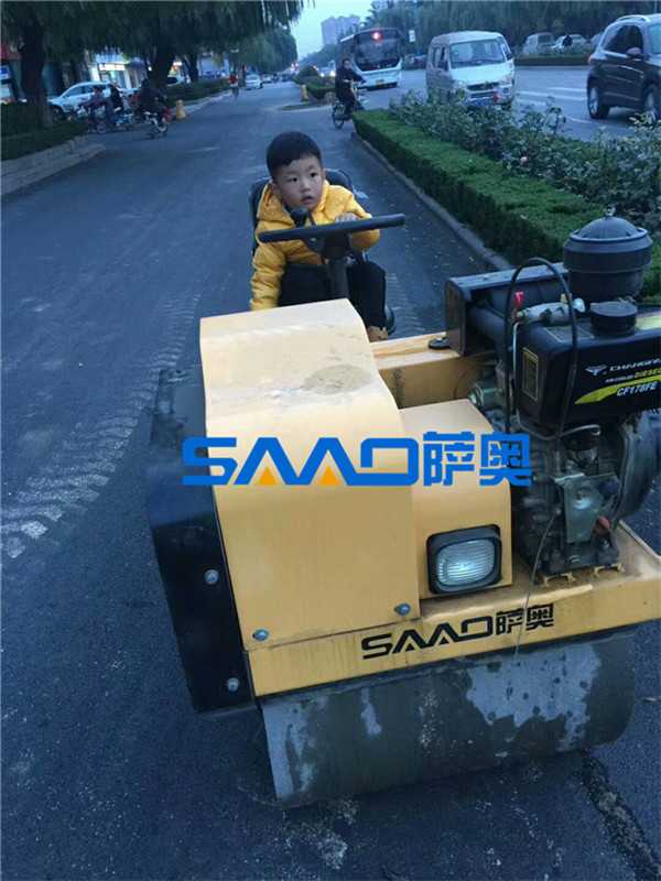 SYL-850座驾小型压路机
